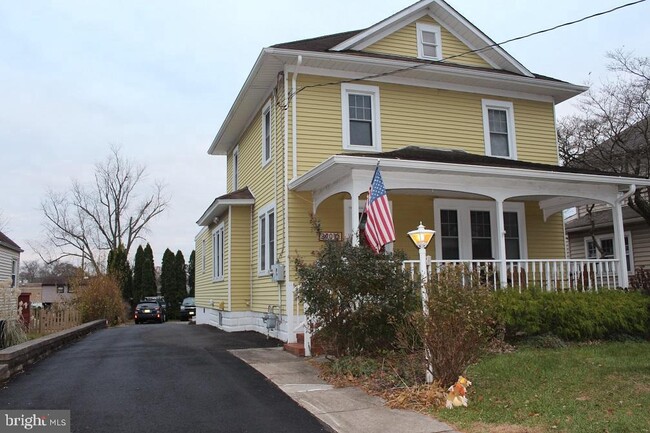 320 University Blvd in Glassboro, NJ - Building Photo - Building Photo