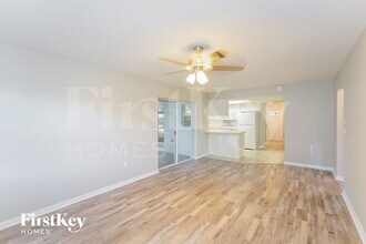 136 Sunnyside St NW in Port Charlotte, FL - Building Photo - Building Photo