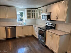 232 Park Pl in Columbiana, OH - Building Photo - Building Photo