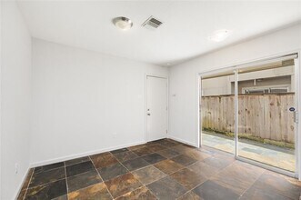 4406 Basswood Ln in Bellaire, TX - Building Photo - Building Photo