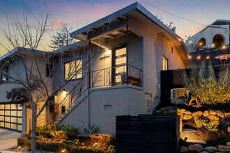 609 Valle Vista Ave in Oakland, CA - Building Photo - Building Photo