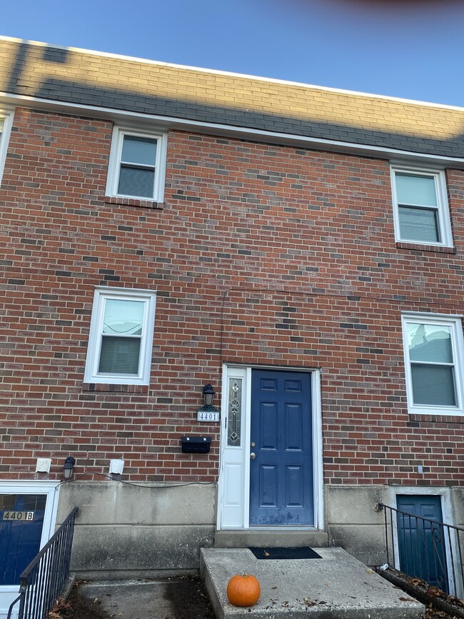 4401 Manayunk Ave, Unit 2 in Philadelphia, PA - Building Photo - Building Photo