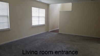 308 Windy Peak Loop in Cary, NC - Building Photo - Building Photo