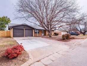 2008 10th St in Brownwood, TX - Building Photo - Building Photo