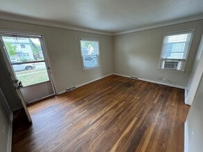 2020 Dallas Ave in Royal Oak, MI - Building Photo - Building Photo