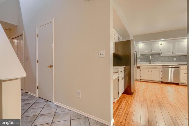 414 Five Farms Ln in Timonium, MD - Building Photo - Building Photo