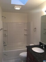 105 Longwood Dr in Charlottesville, VA - Building Photo