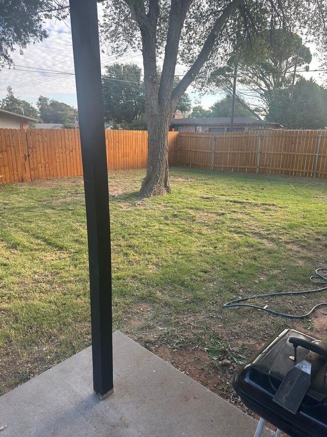 3102 37th St in Lubbock, TX - Building Photo - Building Photo