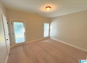 108 Kingston Ct in Birmingham, AL - Foto de edificio - Building Photo