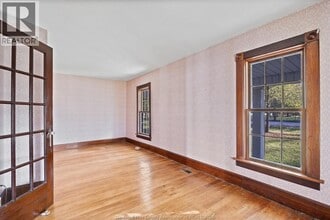 3035 McCormick Rd in Essex, ON - Building Photo - Building Photo