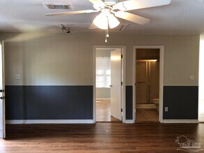 3209 E Lloyd St in Pensacola, FL - Building Photo - Building Photo