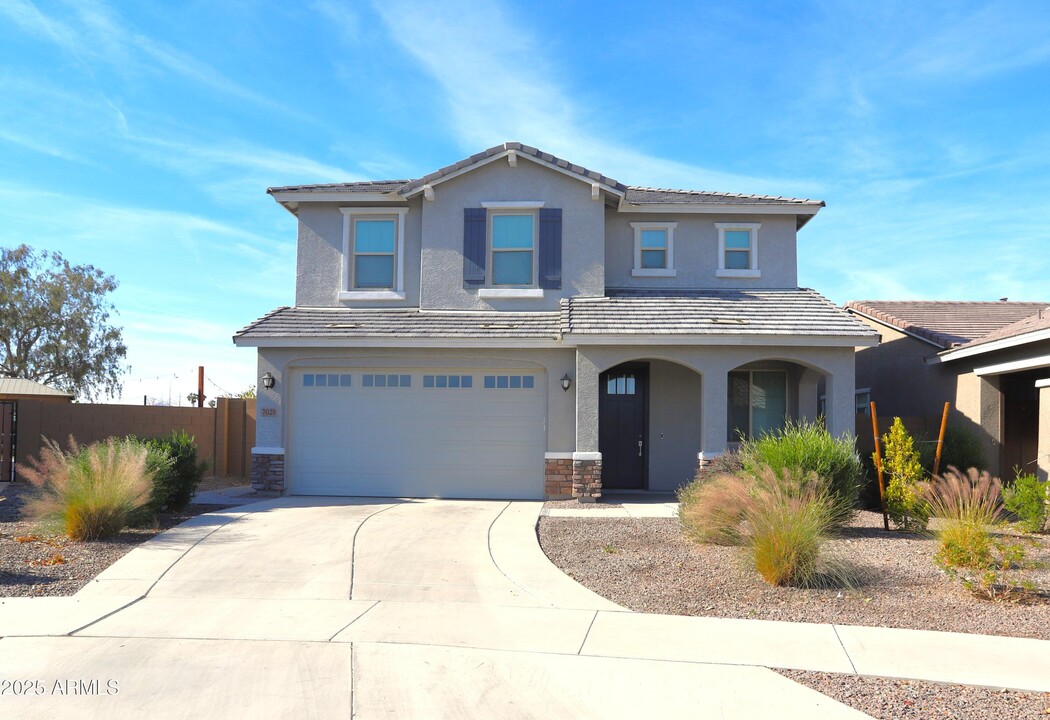 7028 S 12th Pl in Phoenix, AZ - Building Photo