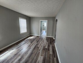 831 Denmark St in Louisville, KY - Building Photo - Building Photo