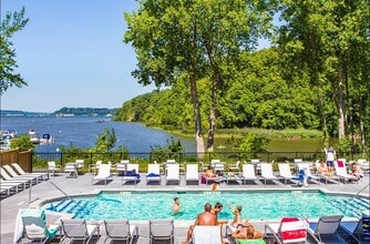 The Bellagio - Waterfront Marina Living in Rochester, NY - Foto de edificio - Building Photo