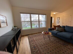 727 Linnet Ln in State College, PA - Building Photo - Building Photo