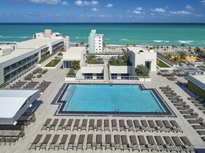 777 N Ocean Dr in Hollywood, FL - Building Photo - Building Photo