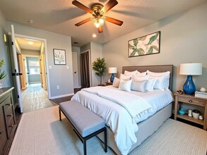 10207 W 85th St in Overland Park, KS - Building Photo - Building Photo