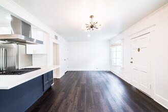 1020 N Kingsley Dr in Los Angeles, CA - Building Photo - Building Photo