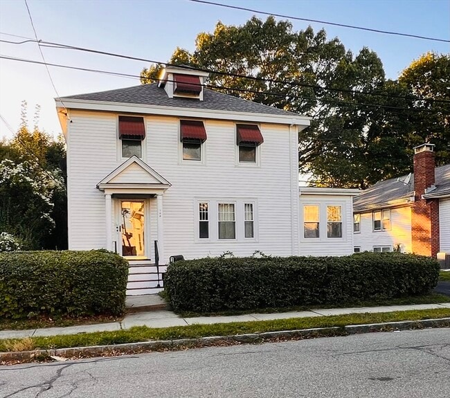 property at 164 E Elm Ave