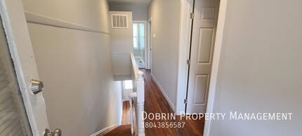 2319 W Main St in Richmond, VA - Foto de edificio - Building Photo