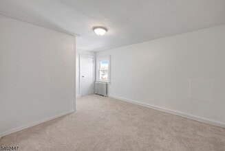 69 Weaver St in Little Falls, NJ - Building Photo - Building Photo