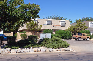 5255 Fairbanks Dr Apartments