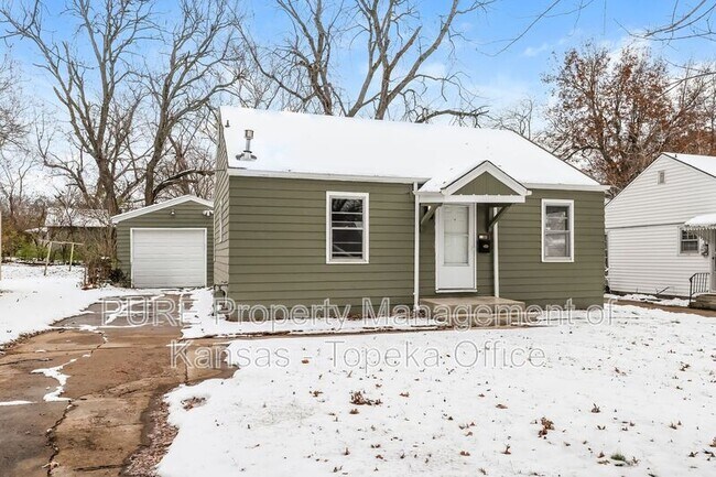 2004 SW Medford Ave in Topeka, KS - Building Photo - Building Photo