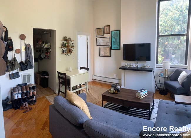 423 Shawmut Ave, Unit 43 in Boston, MA - Foto de edificio - Building Photo