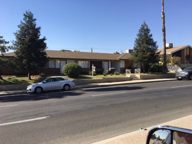 4200 Columbus St in Bakersfield, CA - Building Photo - Building Photo