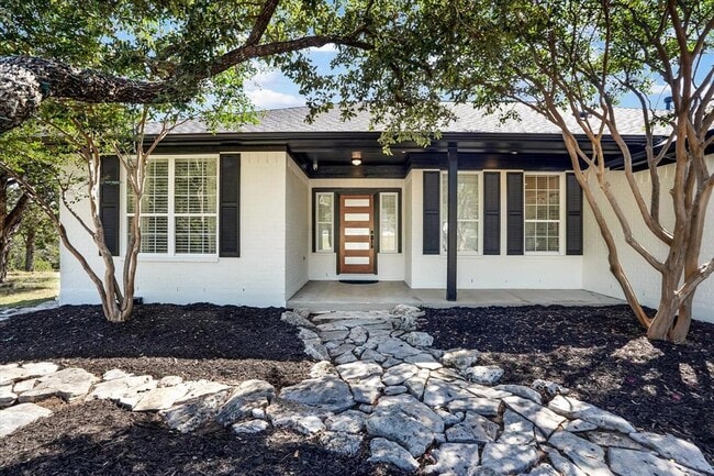 13201 N Ridge Cir in Leander, TX - Building Photo - Building Photo