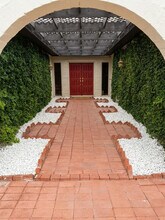 6311 N 74th St in Scottsdale, AZ - Building Photo - Building Photo