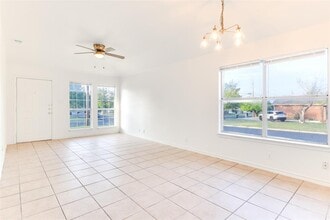 300 Tamara Dr in Georgetown, TX - Building Photo - Building Photo