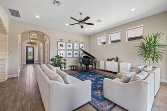 4205 Lynette Ln in Round Rock, TX - Building Photo - Building Photo