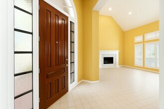 86 Heathrow Ln in Sugar Land, TX - Building Photo - Building Photo