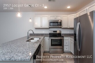 2957 Locust Grv Ct in Harrisonburg, VA - Foto de edificio - Building Photo