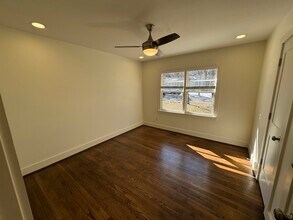 432 Woodvale Ln in Birmingham, AL - Foto de edificio - Building Photo