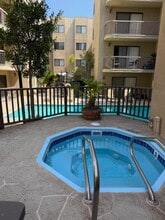 The Chateau in Los Angeles, CA - Foto de edificio - Building Photo