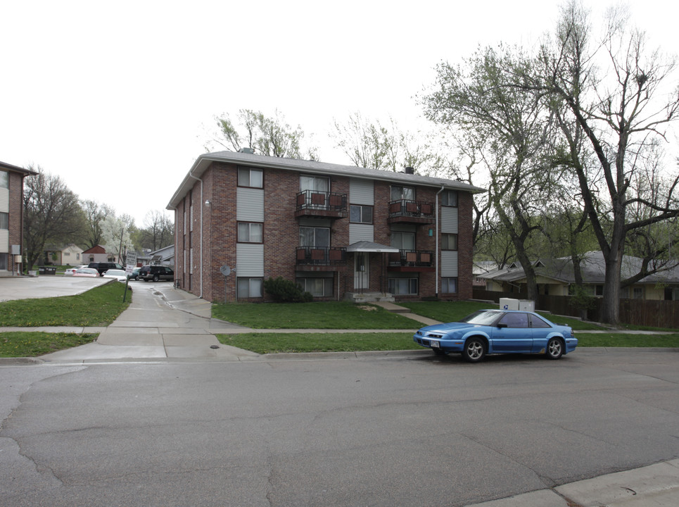 4010 S 17th St in Lincoln, NE - Building Photo