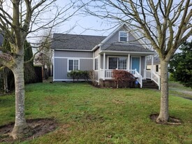 2506 State St, Unit A in Everett, WA - Building Photo