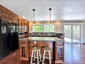 6860 S Quince St in Centennial, CO - Building Photo - Building Photo