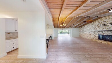 10174 Dogwood Ave in Palm Beach Gardens, FL - Building Photo - Building Photo