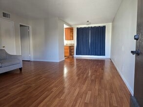 317 N Nicholson Ave, Unit H in Monterey Park, CA - Foto de edificio - Building Photo