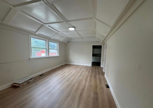 14 Chatham St, Unit 1