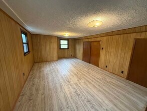 238 Pandolfi Ave in Secaucus, NJ - Building Photo - Building Photo
