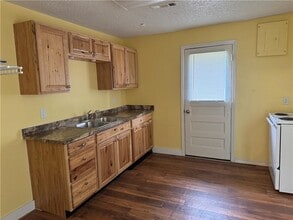 2443 1/2 Pine St in Colcord, OK - Building Photo - Building Photo