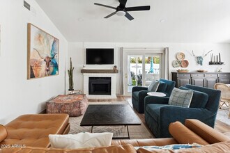 15641 N 63rd St in Scottsdale, AZ - Building Photo - Building Photo