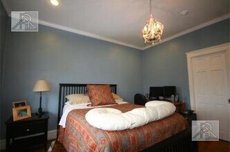 330 St Paul St, Unit 5 in Brookline, MA - Building Photo - Building Photo