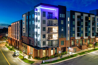 Alta Purl in Charlotte, NC - Foto de edificio - Building Photo