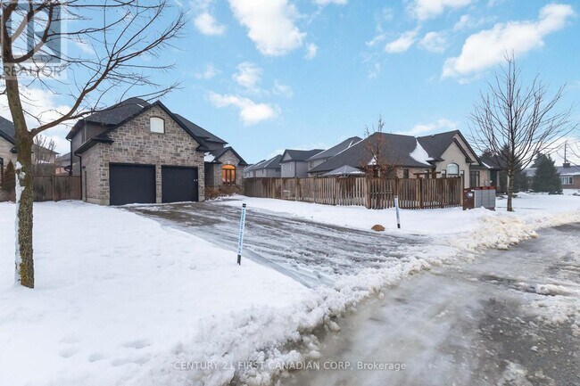 1816 Ballymote Ave in London, ON - Building Photo - Building Photo