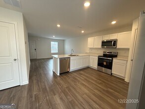 489 Grand Magnolia St in Jackson, GA - Building Photo - Building Photo